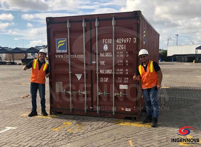 Ingennova fabrica de deseos una exhibición navideña colombiana en Rusia container